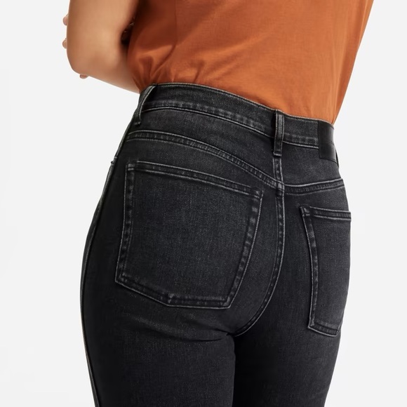 Everlane Cheeky Bootcut Jean - Picture 7 of 8